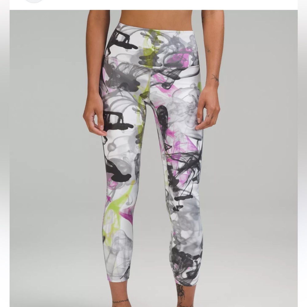 Size 4 lululemon align throwback print